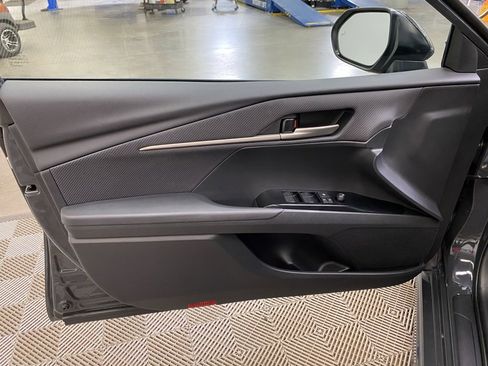 Used 2025 Toyota Camry SE image 23