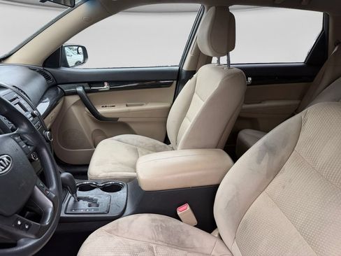 Used 2011 Kia Sorento 2WD image 22