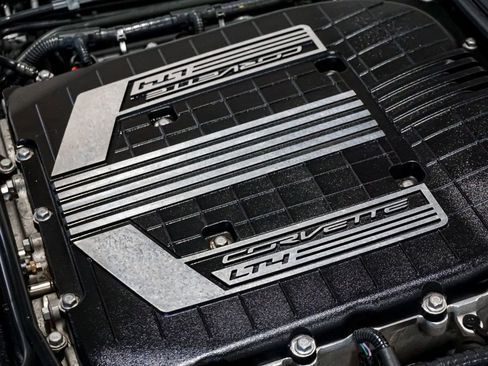 Used 2015 Chevrolet Corvette Z06 w/ Z07 Performance Package image 43