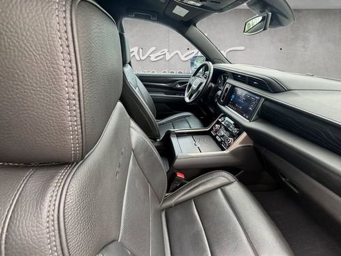 Used 2021 GMC Yukon Denali RWD image 30