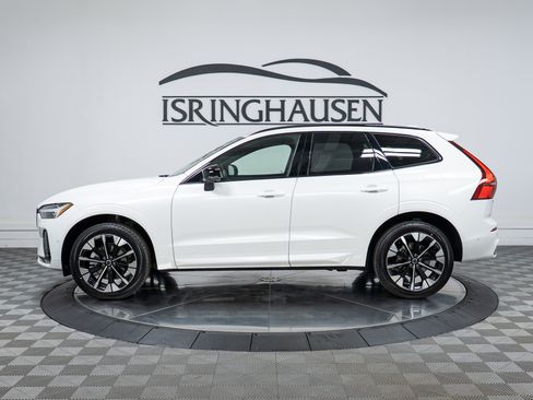 New 2026 Volvo XC60 B5 Plus w/ Climate Package AWD/4WD image 8
