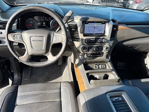 Used 2020 GMC Yukon Denali image 25
