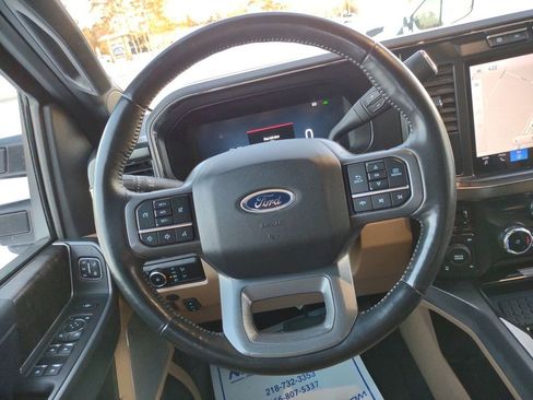 Used 2024 Ford F350 Lariat image 14