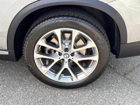 Used 2026 BMW X5 sDrive40i w/ Premium Package RWD image 14