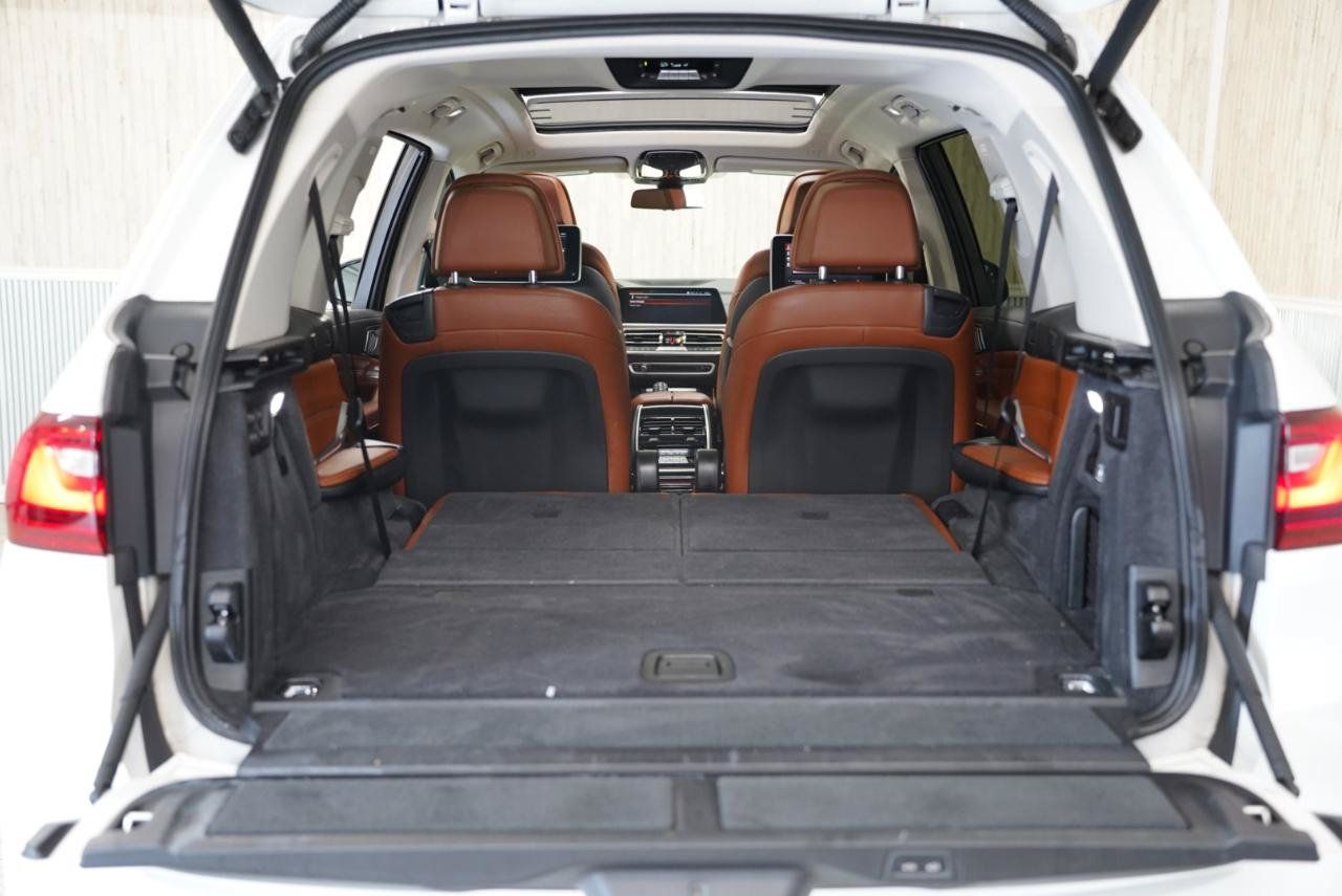 Used 2019 BMW X7 xDrive40i w/ Premium Package AWD/4WD image 48