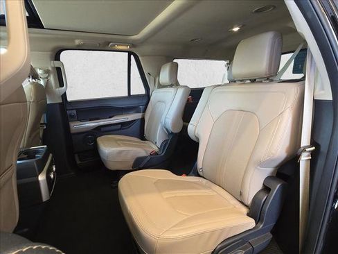 Used 2024 Ford Expedition Max Limited image 17