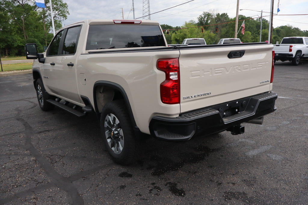 New 2026 Chevrolet Silverado 2500 Custom w/ Custom Value Package AWD/4WD image 3
