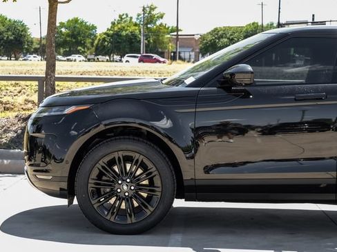 New 2026 Land Rover Range Rover Evoque S AWD/4WD image 16