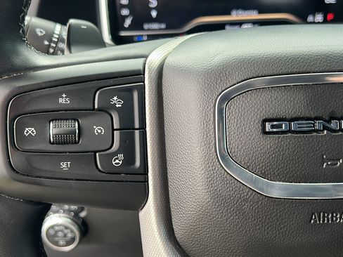 Used 2024 GMC Sierra 1500 Denali w/ Denali Reserve Package AWD/4WD image 26