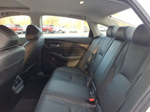 Used 2024 Honda Accord Touring image 7