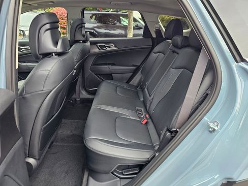 New 2026 Kia Sportage EX image 23