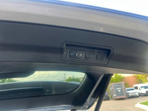 Used 2023 Ford Explorer XLT w/ Equipment Group 202A AWD/4WD image 16