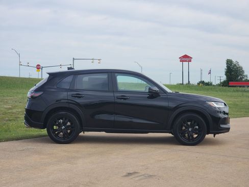 New 2026 Honda HR-V Sport image 7