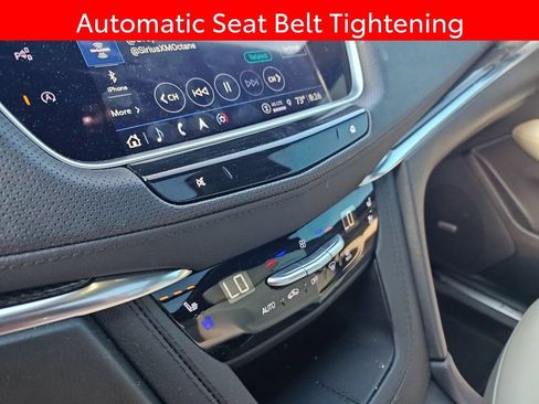 Used 2023 Cadillac XT5 Sportv w/ Technology Package AWD/4WD image 11