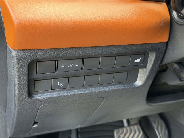 Used 2022 Mitsubishi Outlander SEL AWD/4WD image 26