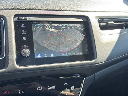 Used 2019 Honda HR-V Touring image 22