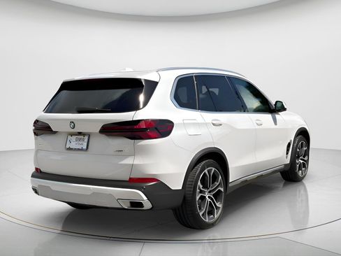 Used 2026 BMW X5 sDrive40i w/ Premium Package RWD image 5