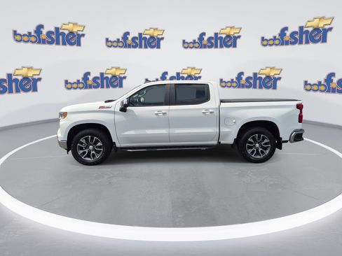 Certified 2022 Chevrolet Silverado 1500 LT w/ Z71 Off-Road Package AWD/4WD image 5