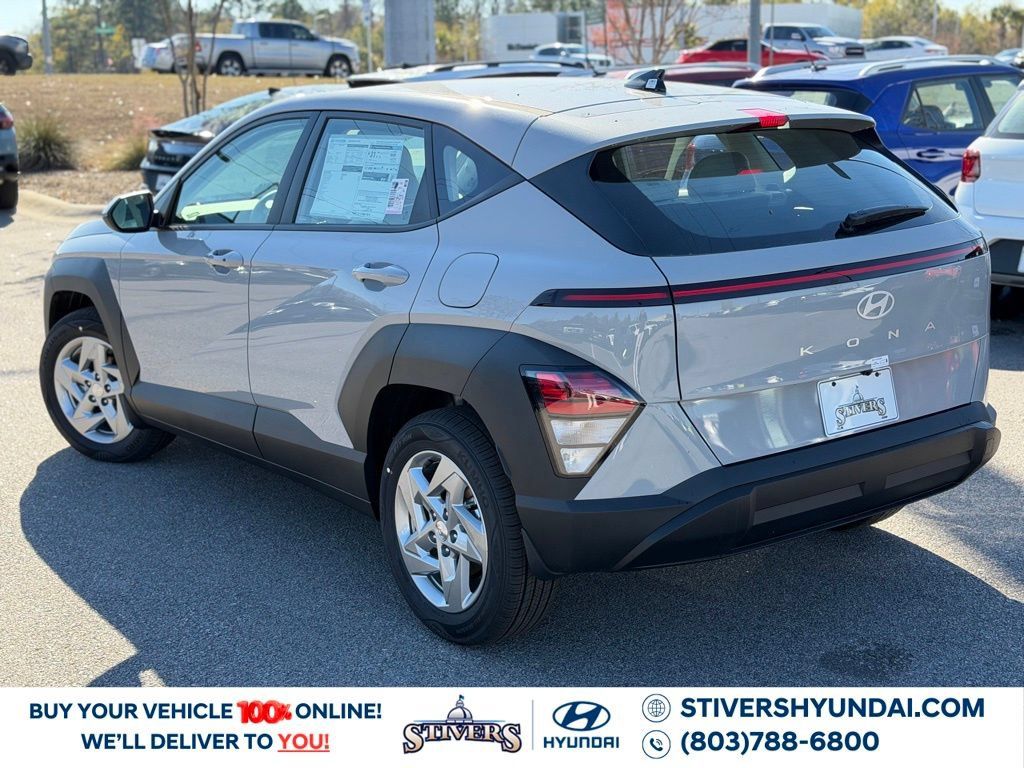 Used 2026 Hyundai Kona SE FWD image 3