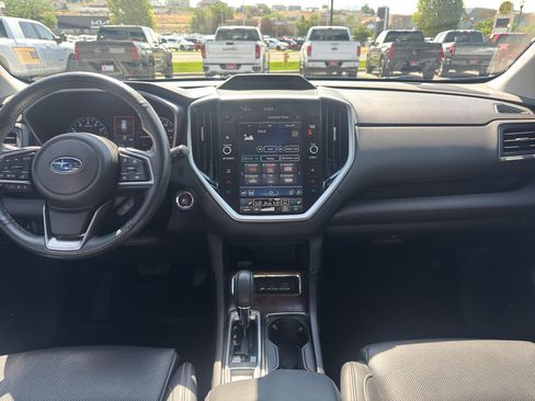 Used 2023 Subaru Ascent Touring AWD/4WD image 11
