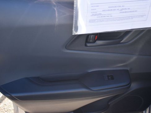 Certified 2023 Toyota Prius LE FWD image 19