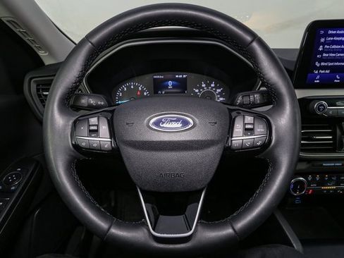 Used 2022 Ford Escape SEL image 28