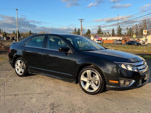 Used 2010 Ford Fusion Sport image 2