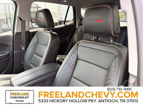 Used 2023 GMC Terrain AT4 AWD/4WD image 24