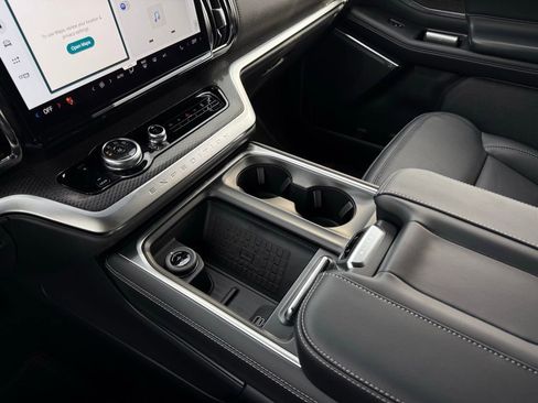 New 2025 Ford Expedition Max Platinum w/ Stealth Performance Package image 20