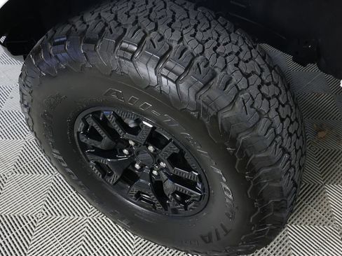 Used 2024 Ford Bronco Raptor w/ Interior Carbon Fiber Pack 6 AWD/4WD image 39