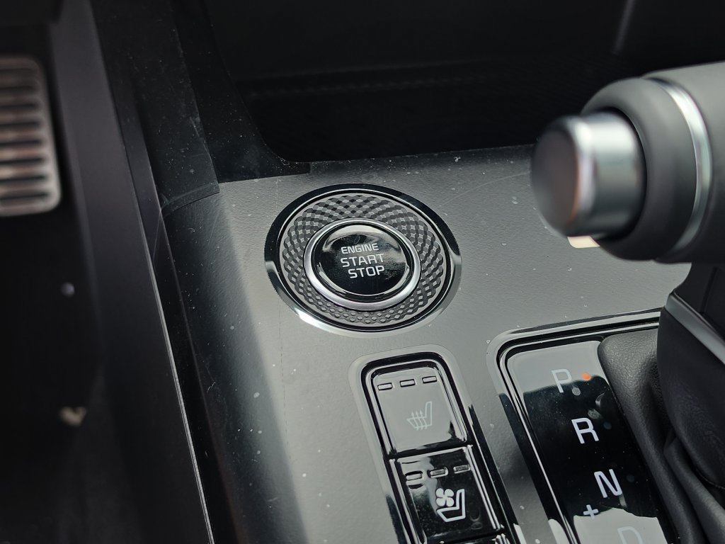New 2026 Kia Niro SX Touring FWD image 28