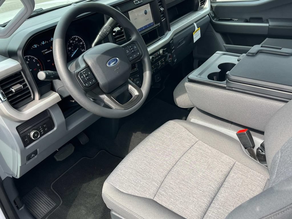 New 2025 Ford F350 XL w/ STX Appearance Package AWD/4WD image 18