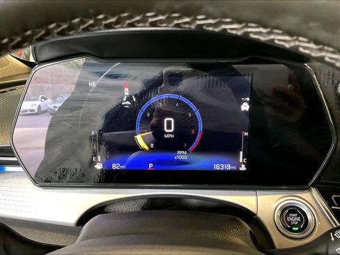 Used 2025 Chevrolet Trax LT w/ Driver Confidence Package FWD image 26