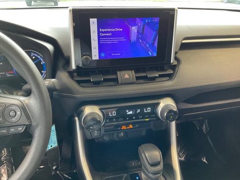 Certified 2025 Toyota RAV4 LE AWD/4WD image 14