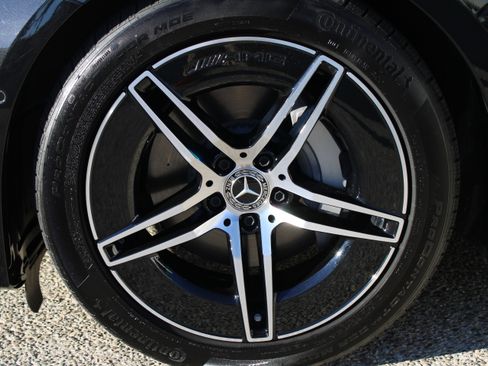 Used 2025 Mercedes-Benz E 350 Sedan image 12