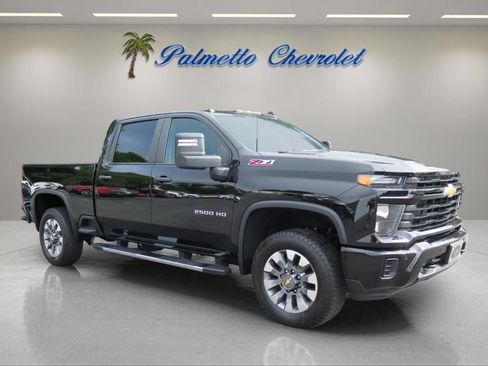 Certified 2025 Chevrolet Silverado 2500 Custom w/ Custom Value Package AWD/4WD image 1