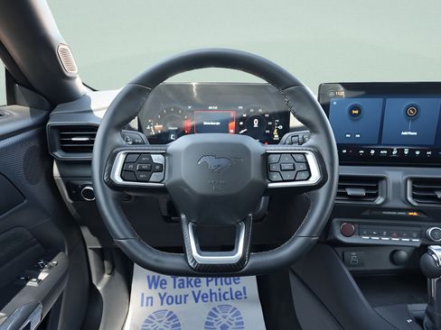 Used 2026 Ford Mustang Coupe RWD image 15