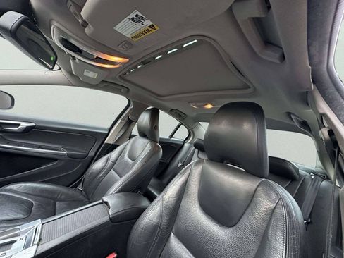 Used 2012 Volvo S60 T5 FWD image 36
