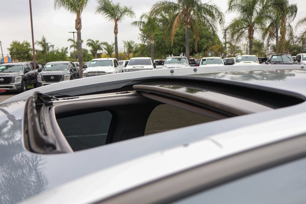 Used 2021 Honda CR-V Touring image 28