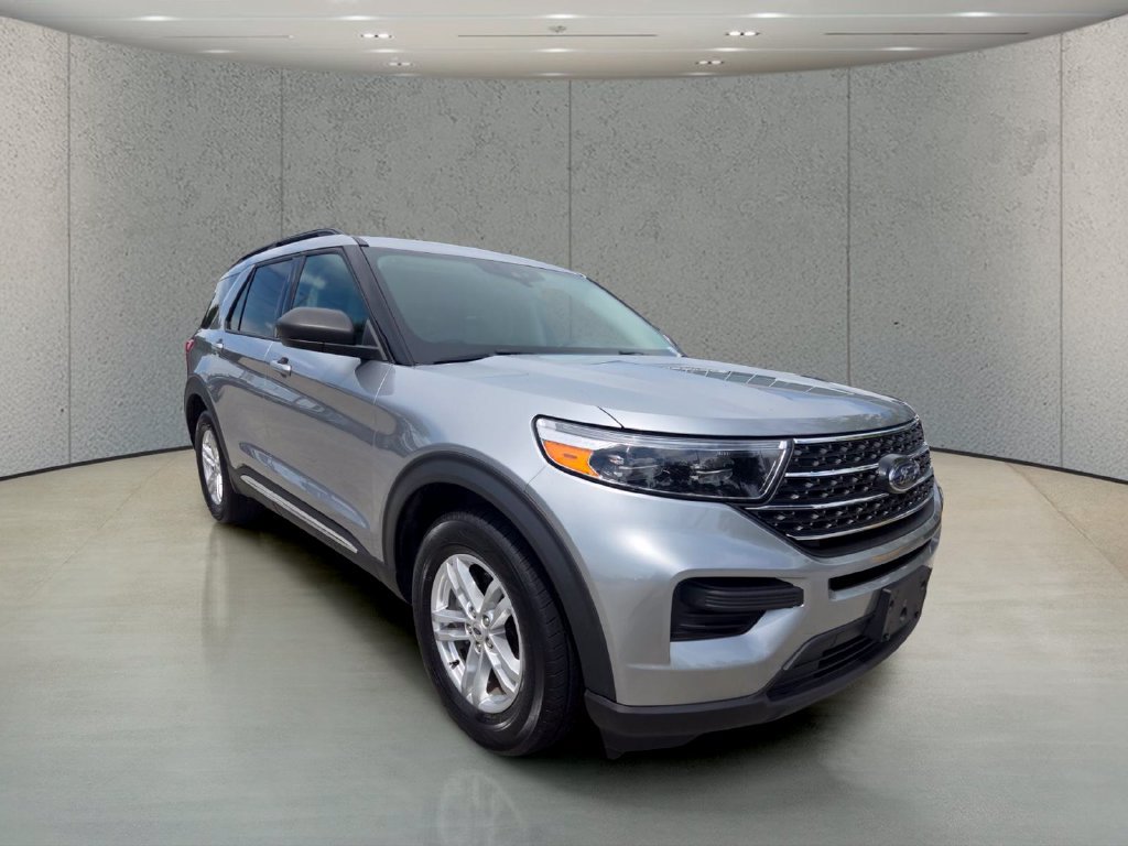 Used 2023 Ford Explorer XLT RWD image 7