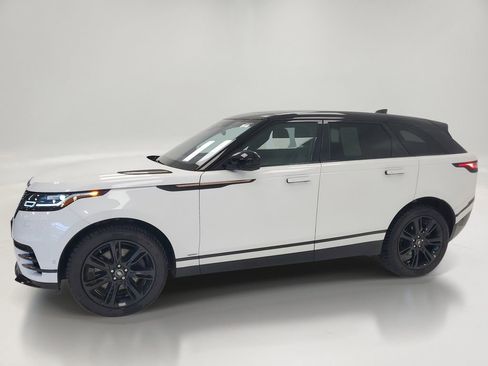 Used 2021 Land Rover Range Rover Velar R-Dynamic S image 4