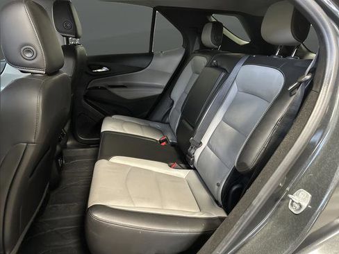 Used 2020 Chevrolet Equinox Premier image 26