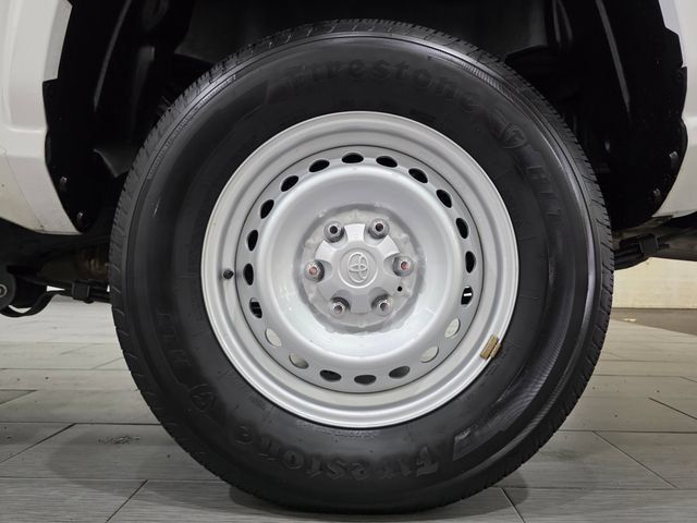 Used 2025 Toyota Tacoma SR RWD image 21