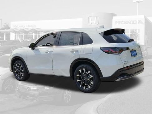 New 2026 Honda HR-V EX-L image 3