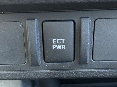 Certified 2023 Toyota Tacoma SR5 image 28