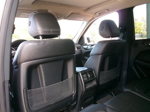 Used 2014 Mercedes-Benz ML 350 4MATIC w/ Premium 1 Package image 31