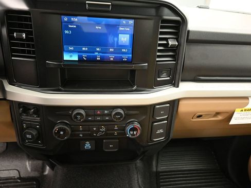 New 2025 Ford F350 XLT image 29