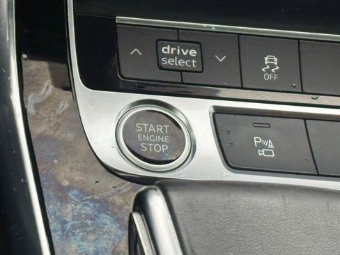 Used 2021 Audi Q7 3.0T Premium Plus image 31