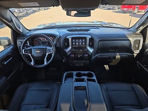 Used 2022 Chevrolet Silverado 3500 LTZ w/ Gooseneck/5TH Wheel Package image 18