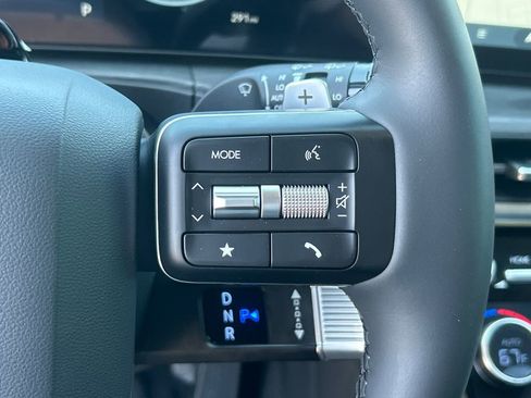 New 2025 Hyundai Santa Fe Limited FWD image 27